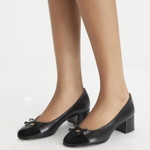Tory Burch Women's Cap-Toe Leather Pumps Bow Perfect Black Slip-On $325 Sz 7.5 M